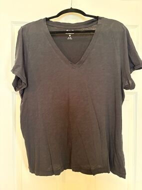 Madewell Black V-Neck Short Sleeve Tee